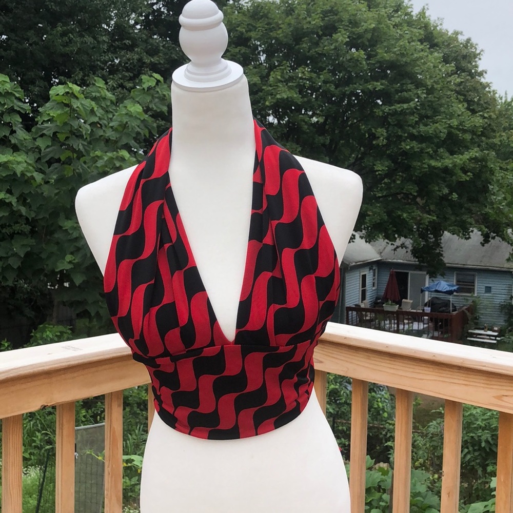 Sabora Red/black halter